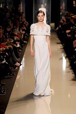 Elie Saab Fashion show 